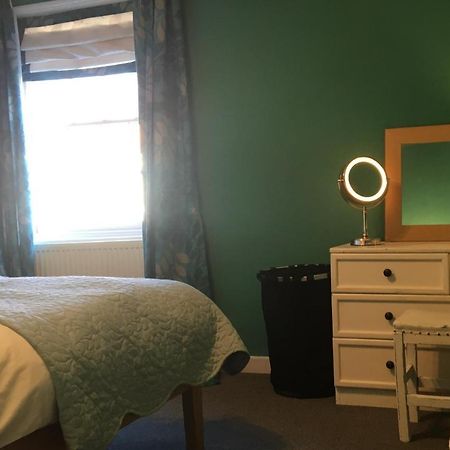 Bright Moments Holiday Home Бевърли Екстериор снимка