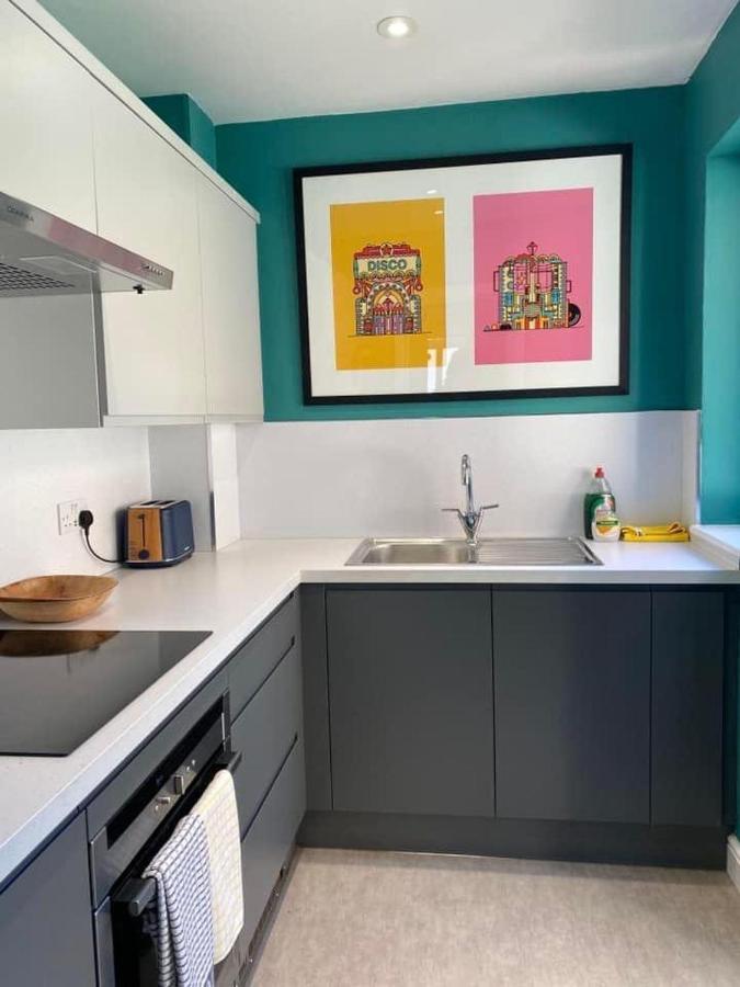 Bright Moments Holiday Home Бевърли Екстериор снимка