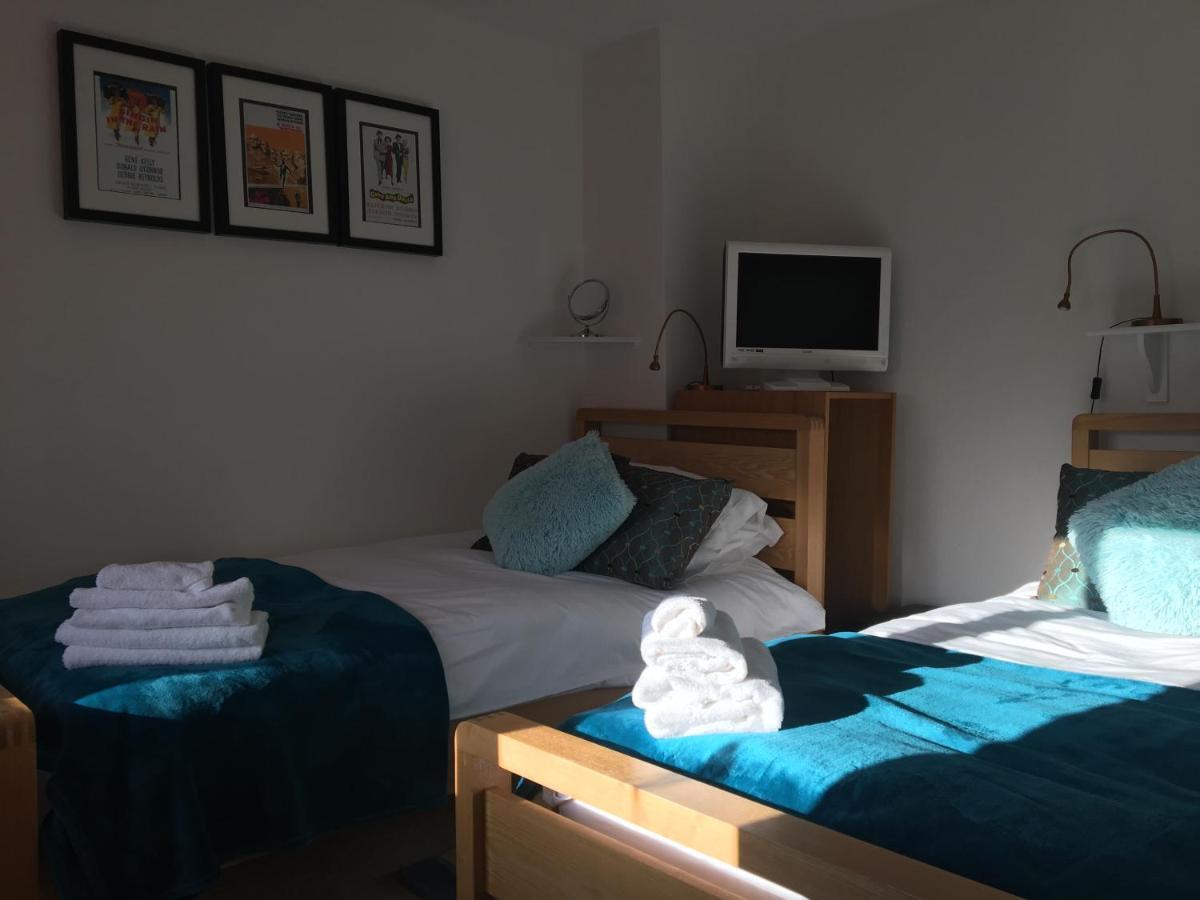 Bright Moments Holiday Home Бевърли Екстериор снимка
